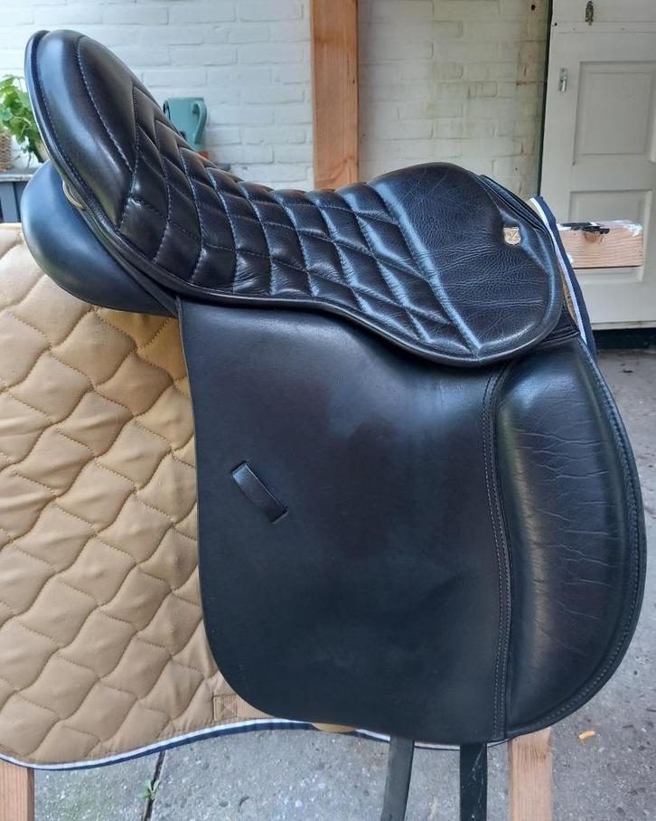 Massimo Trail zadel 17,5 inch boommaat 38, Dieren en Toebehoren, Paarden en Pony's | Zadels, Gebruikt, Recreatie, Ophalen of Verzenden