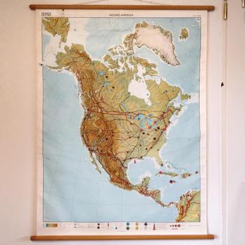 Wandkaart Noord-Amerika Wolters-Noordhoff beschikbaar voor biedingen