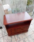 Tv meubel op wielen.  T.E.A.B, Huis en Inrichting, Kasten | Televisiemeubels, Ophalen, 25 tot 50 cm, Minder dan 100 cm