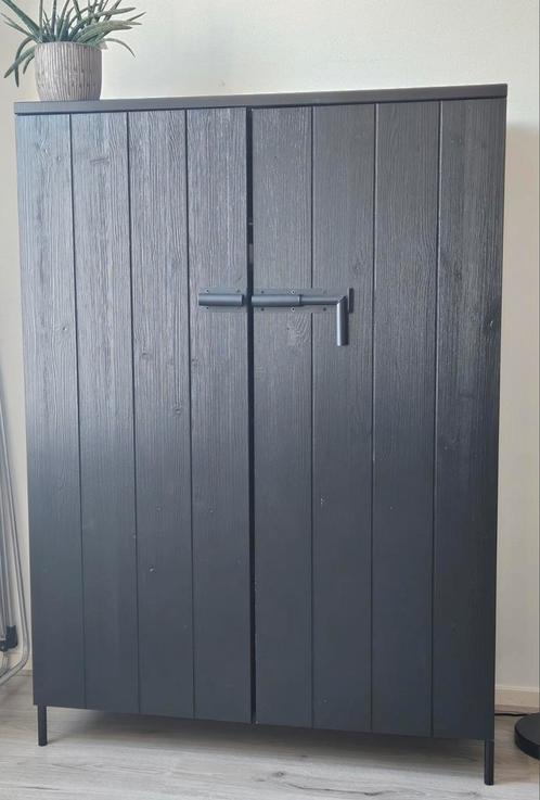 WOOOD wandkast, Huis en Inrichting, Kasten | Kledingkasten, Zo goed als nieuw, 25 tot 50 cm, Ophalen