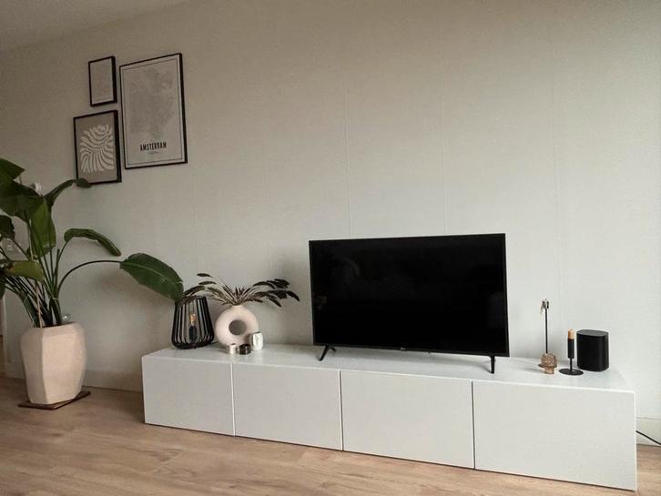 IKEA BESTÅ tv-meubel wit, Huis en Inrichting, Kasten | Televisiemeubels, Zo goed als nieuw, Minder dan 100 cm, 200 cm of meer