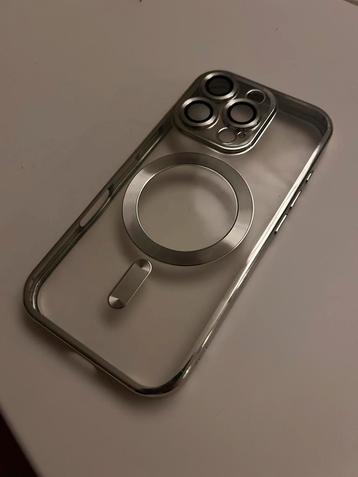 iPhone 16 Pro Zilver Hoesje beschikbaar voor biedingen