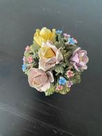 Porseleinen Bloemen in Tinnen Bakje Vaga Rotterdam Peltro 95, Ophalen of Verzenden