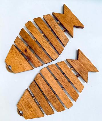Houten pannenonderzetters - vis *vintage*design beschikbaar voor biedingen