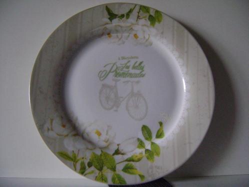 Novastyl bord porselein"A Bicyclette les belles Promenades", Huis en Inrichting, Woonaccessoires | Wanddecoraties, Zo goed als nieuw