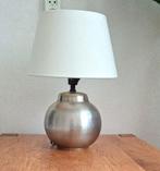 Mooie zilverkleurige schemerlamp met witte kap, Ophalen, Gebruikt, Metaal, Modern