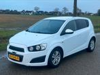 Chevrolet Aveo 1.2 5-DEURS 2011 Wit Airco NAP APK 09-2024, Auto's, Chevrolet, Origineel Nederlands, Te koop, 5 stoelen, 20 km/l