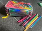 Topmodel 3vaks etui en knutsrlboek, Hobby en Vrije tijd, Tekenen, Ophalen of Verzenden, Zo goed als nieuw, Potlood of Stift