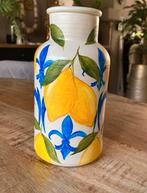 Handbeschilderd Vaasje Lemon Royal leuk met Zijden bloemen, Overige kleuren, Ophalen of Verzenden, Minder dan 50 cm, Glas