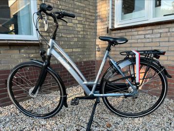 Zeer nette Gazelle Chamonix Comfort C7 damesfiets 53cm beschikbaar voor biedingen