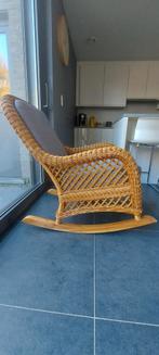 Schommelstoel riet vintage, Huis en Inrichting, Ophalen, Eén