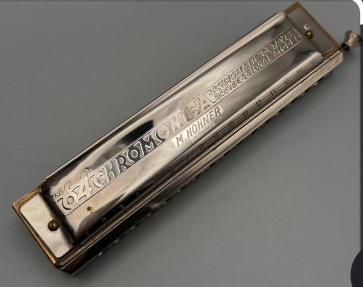 Hohner 64 Chromonica Mondharmonica - Key C, Muziek en Instrumenten, Blaasinstrumenten | Mondharmonica's, Gebruikt, Chromatisch