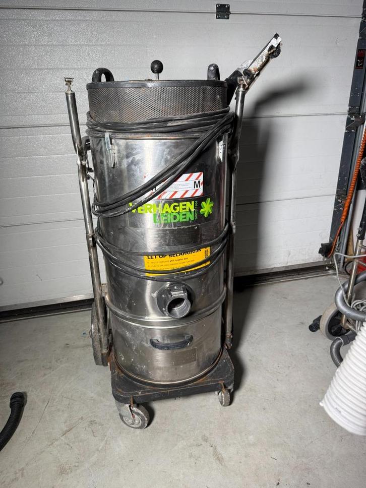 Verhagen Leiden Soteco industriezuiger bouwzuiger 3000watt, Witgoed en Apparatuur, Stofzuigers, Gebruikt, Waterstofzuiger, 2000 watt of meer