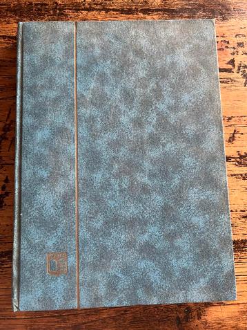 Postzegelverzameling beschikbaar voor biedingen