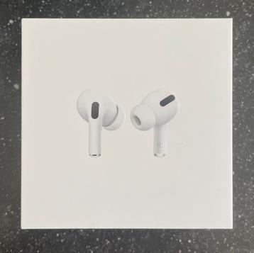 Apple AirPods Pro with MagSafe Charging Case beschikbaar voor biedingen