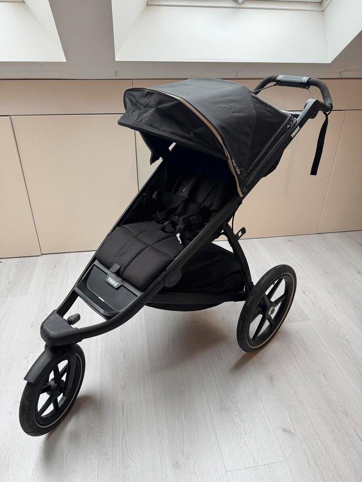 Thule Urban Glide 2 - black on black - all-terrain stroller, Kinderen en Baby's, Buggy's, Zonnekap, Ophalen of Verzenden