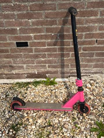 Stuntstep kind beschikbaar voor biedingen