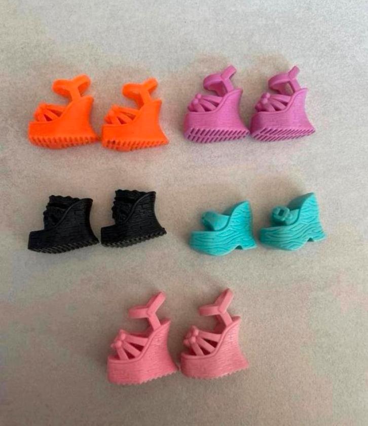 Barbie sleehak schoenen, Verzamelen, Poppen, Gebruikt, Accessoires, Ophalen of Verzenden