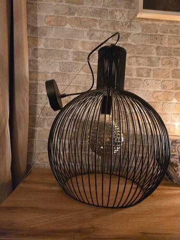 Metalen hanglamp zwart beschikbaar voor biedingen