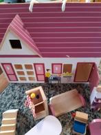 Jarnod reispoppenhuis incl extra meubels. Helemaal van hout., Ophalen of Verzenden, Zo goed als nieuw, Poppenhuis