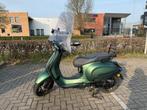 Piaggio Vespa Sprint 50, Fietsen en Brommers, Scooters | Vespa, Ophalen, Zo goed als nieuw, Benzine