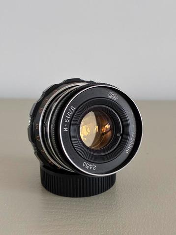 Vintage Sovjet Lenzen M42, M39 & Nikon-F  beschikbaar voor biedingen