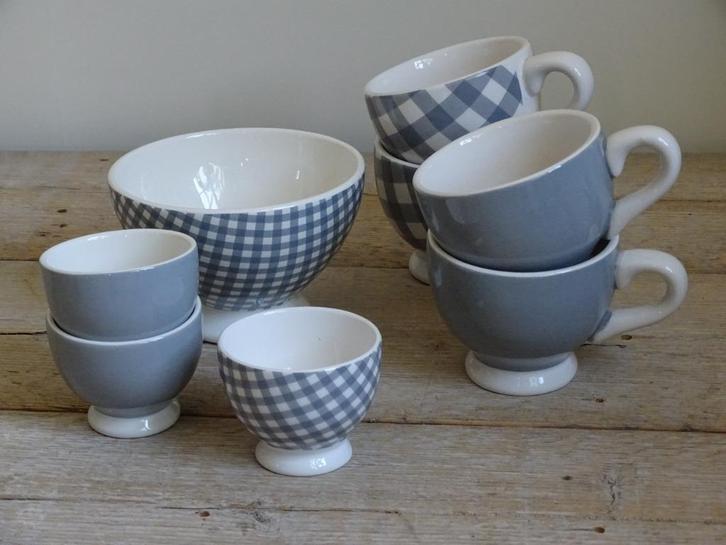 Servies, 'At home with Marieke', grijs, als nieuw, Huis en Inrichting, Keuken | Servies, Zo goed als nieuw, Overige stijlen, Aardewerk