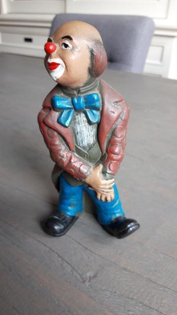 Clown beschikbaar voor biedingen