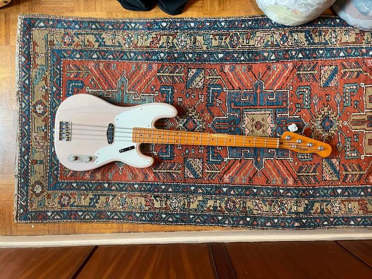 Squier Classic Vibe 50s P-Bass - Zo Goed Als Nieuw!, Muziek en Instrumenten, Snaarinstrumenten | Gitaren | Bas, Zo goed als nieuw