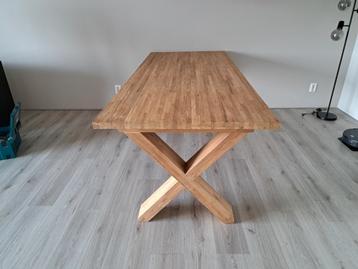 Te koop: zgan eettafel afmetingen: 225cm x 95cm beschikbaar voor biedingen