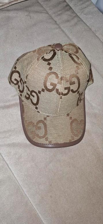 Gucci pet nieuw ongedragen  beschikbaar voor biedingen