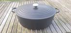 Le Creuset cocotte 35cm in zeer goede staat, Huis en Inrichting, Keuken | Potten en Pannen, Gebruikt, Gietijzer, Ophalen of Verzenden