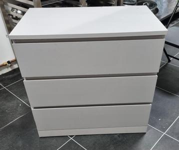 Ikea Malm ladekast - zo goed als nieuw! - afbeelding 1