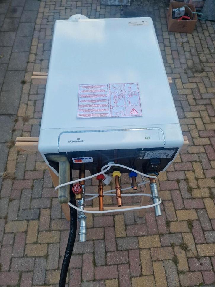 Intergas Kombi Kompakt HRE 28/24 A label pomp, Doe-het-zelf en Verbouw, Verwarming en Radiatoren, Gebruikt, Cv-ketel of Combi-ketel