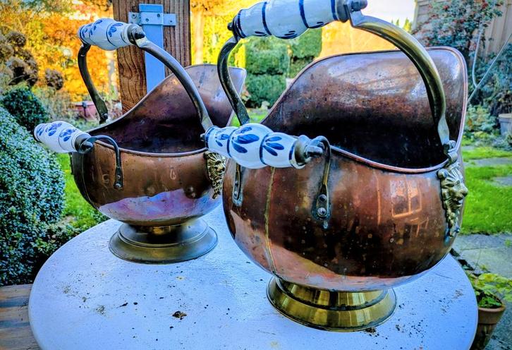 Antieke Koperen Kolenkit met Porseleinen Handvatten, Antiek en Kunst, Antiek | Koper en Brons, Koper, Ophalen of Verzenden