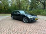 BMW 3-Serie 318i 136pk Aut 2017 Zwart, Auto's, Automaat, 1465 kg, Zwart, Origineel Nederlands