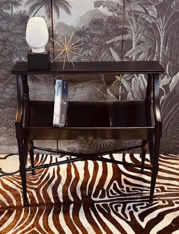 ZWARTE GRUTTERSKAST SIDETABLE BOEKENKAST DRESSOIR VAKKENKAST beschikbaar voor biedingen