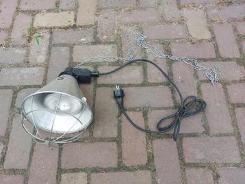 Warmtelamp /  broedlamp z.g.a.n. beschikbaar voor biedingen