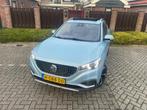 MG MG ZS EV Luxury 45 kWh PANO DAK CRUISE CLIMA PDC LMV, Auto's, MG, Gebruikt, Zwart, ZS, 1507 kg