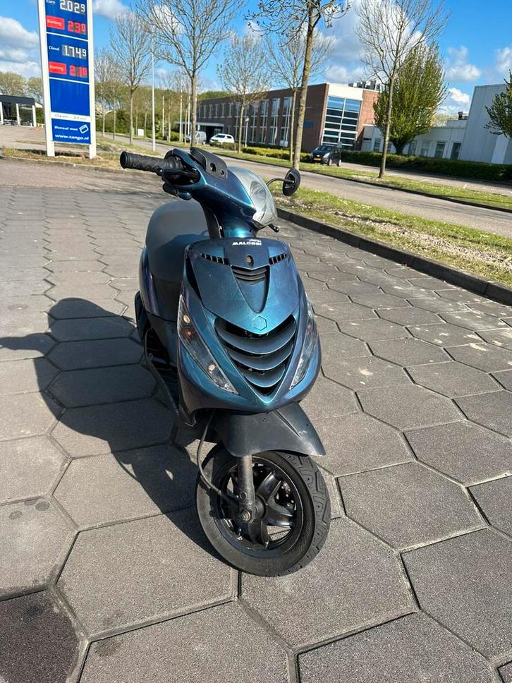 Piaggio Zip 50cc snor 4t, Fietsen en Brommers, Scooters | Piaggio, Gebruikt, Zip, Maximaal 25 km/u, Benzine, Ophalen