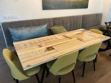 Lichte luxe eettafel van recycled hout (4-6 pers.) beschikbaar voor biedingen