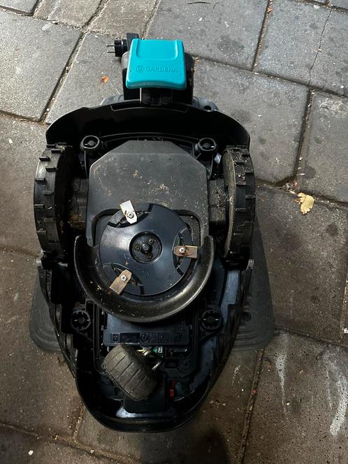 Gardena Sileno City Robotmaaier, Tuin en Terras, Robotmaaiers, Gebruikt, 20 tot 25 cm, Met regensensor, Ophalen