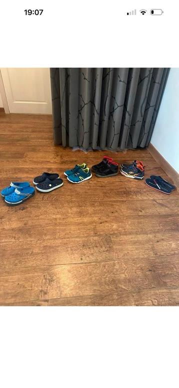 6 paar jongens schoenen crocs j1 geox 33 tommy hilfiger 33 beschikbaar voor biedingen