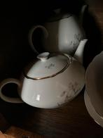 Heel compleet servies met orchidee, Antiek en Kunst, Antiek | Servies compleet, Ophalen