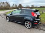 Ford Fiësta 1.6 ST 3DR 2014 Zwart 182 PK!!, Auto's, Ford, Voorwielaandrijving, Zwart, 4 cilinders, Zwart