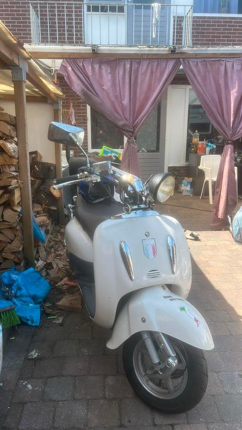 Fosti retro opknapper, Fietsen en Brommers, Snorfietsen en Snorscooters, Gebruikt, Overige merken, Benzine, Ophalen of Verzenden