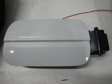 Audi A4 S4 8W Tankklep 8W0809906 beschikbaar voor biedingen