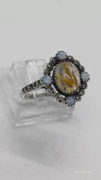 Zilveren ring 925 met gouden rutielkwarts en opaal, Sieraden, Tassen en Uiterlijk, Ringen, Ophalen of Verzenden, 17 tot 18, Met edelsteen
