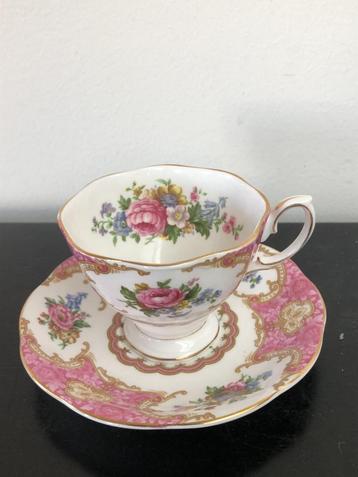 Royal Albert Lady Carlyle dames kop en schotel (Reyshof) beschikbaar voor biedingen