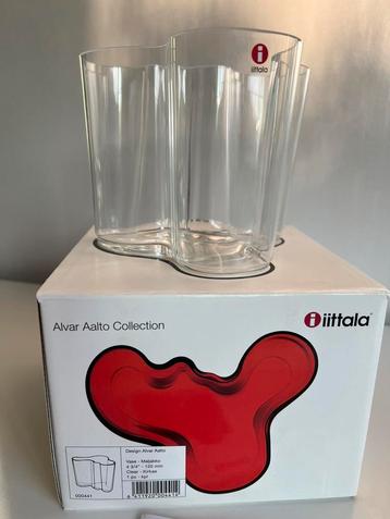 Nieuw in Doos Iittala Alvar Aalto Vaas Transparant 120 mm beschikbaar voor biedingen